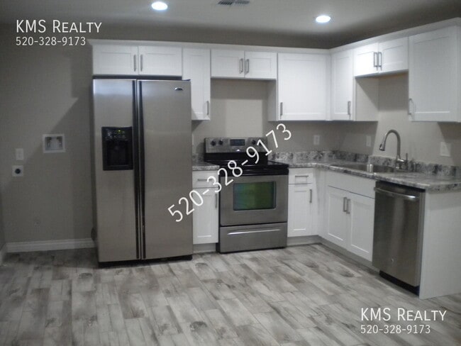 Photo - 3132 E Glenn St