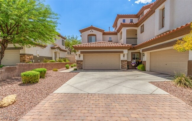 Photo - 1092 Tuscan Sky Ln