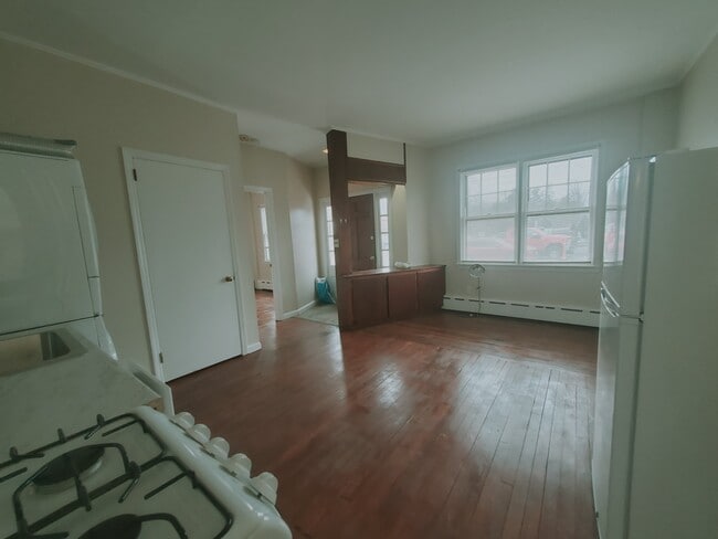 Photo - 156 River Road Ext Unit 1