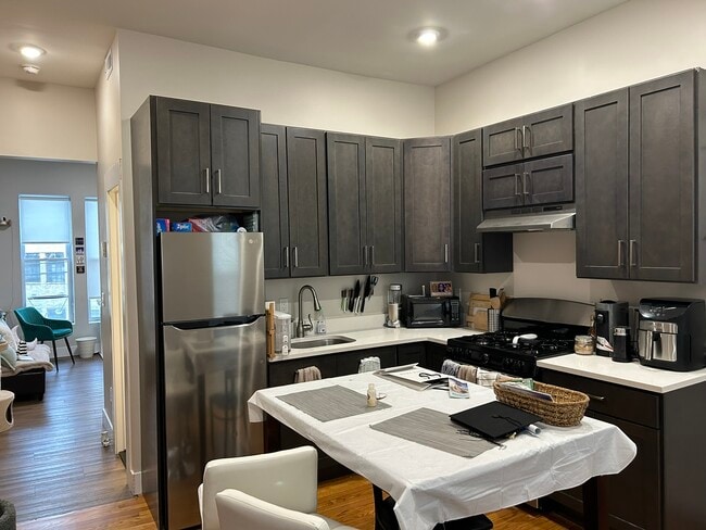 Photo - 54 Linden Ave