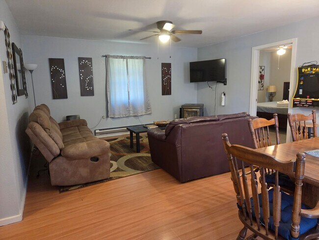 Photo - 117 Debord Dr