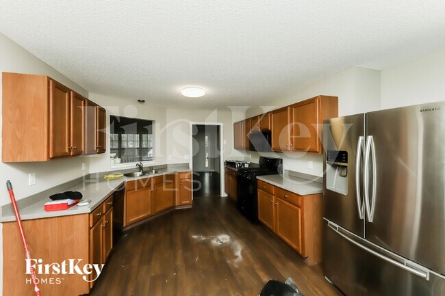 Photo - 37 Legend Creek Cove