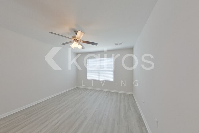 Photo - 4671 Malay Cir