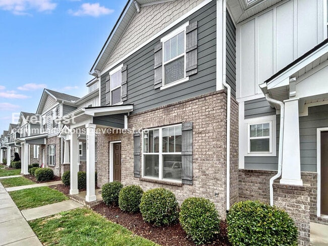 Photo - 1731 Frodo Wy