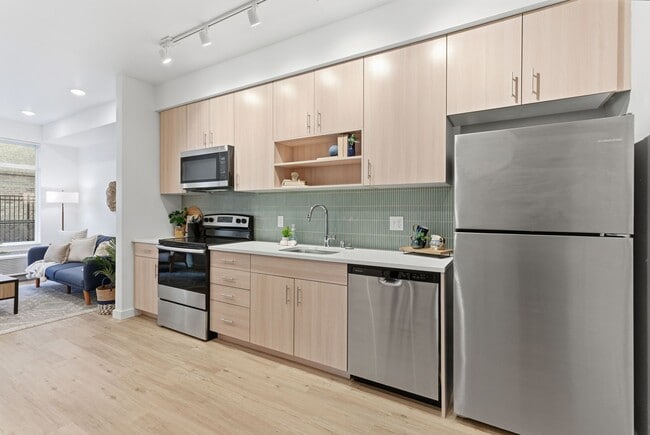 District Lofts at Garland!!