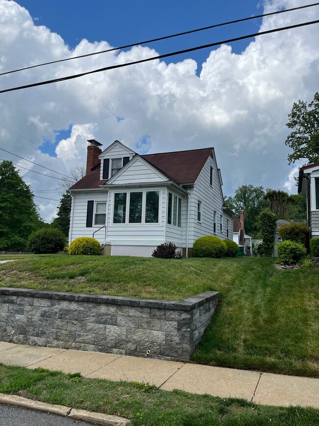 Building Photo - 214 McKendree Ave Rental