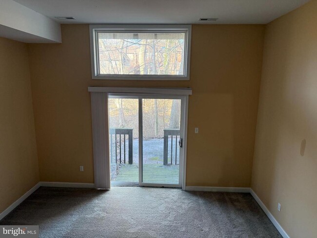 Photo - 3236 Champions Dr