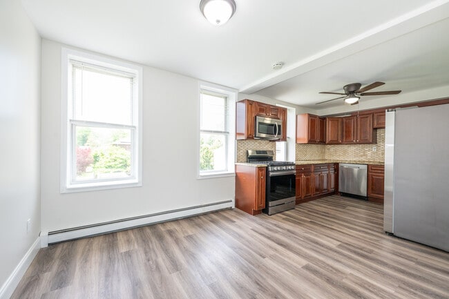 Photo - 116 Lexington Ave Unit #2