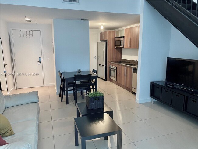 Photo - 300 S Biscayne Blvd Unidad Loft 604