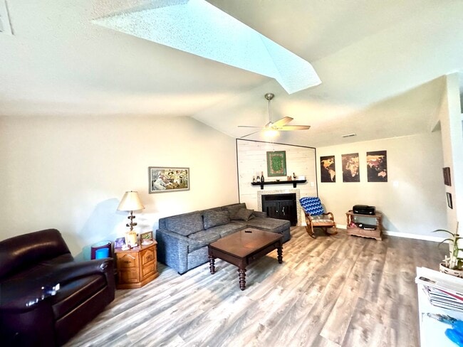 Photo - WELCOME HOME!!  3 bedroom/2 bath home in Redwing neighborhood