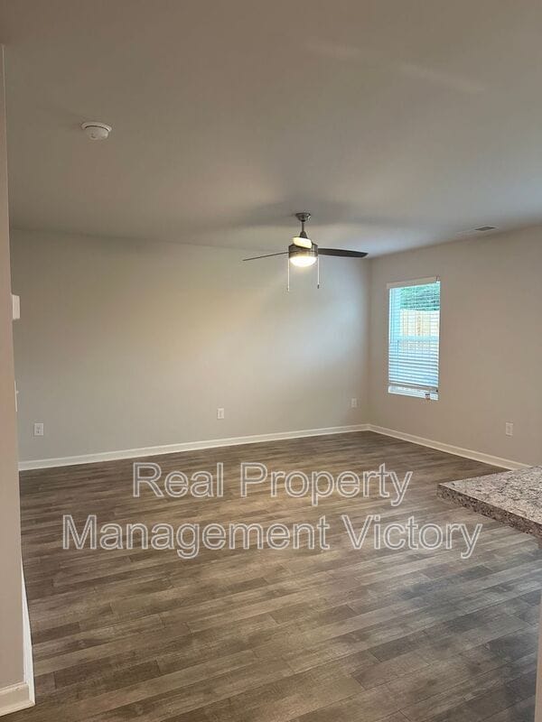 Photo - 134 Marina Dr