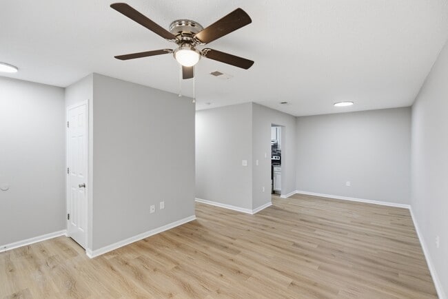 Englewood Apartments