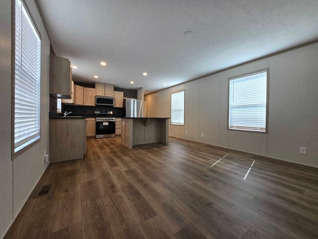 Building Photo - 52436 Winston Ct