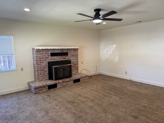 Photo - Cozy 3-Bedroom Home for Rent in Tracy!