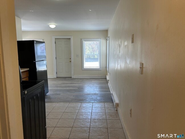 Photo - 166 Norwich Ave Unit 1st Floor