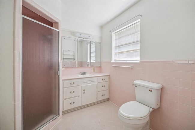 Photo - 2101 Belvedere Dr