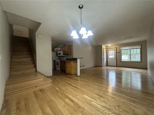 Photo - 5522 100th Ln