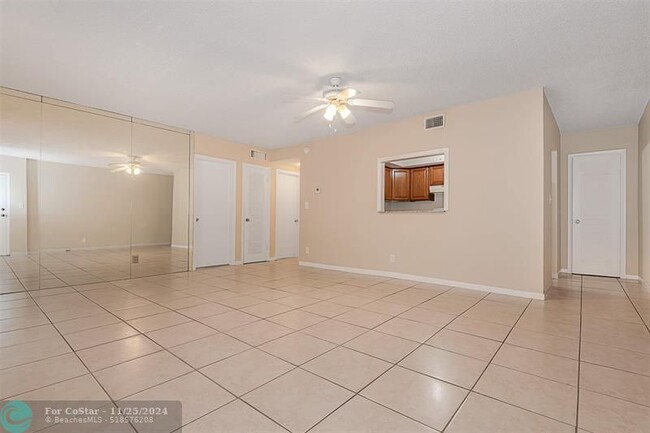 Photo - 2175 SE 6th St Condominio Unidad B