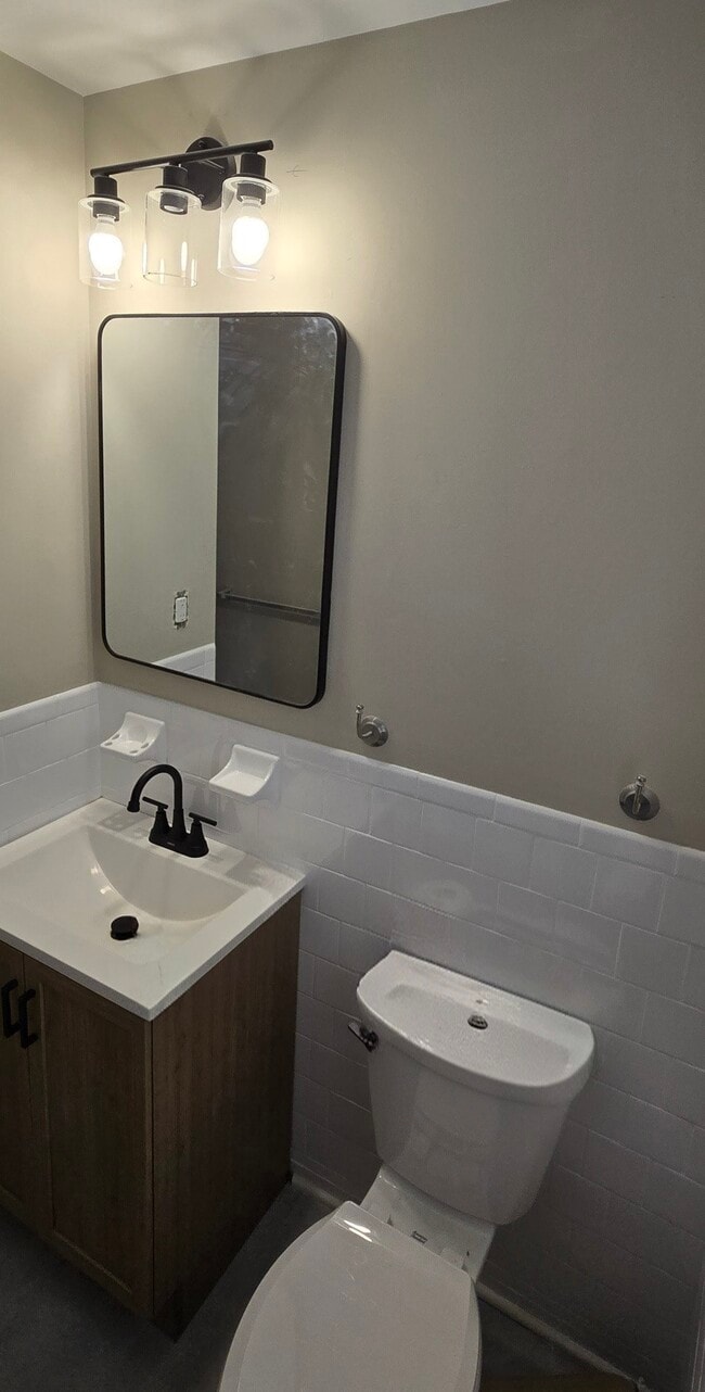 Photo - 2209 Shore Dr