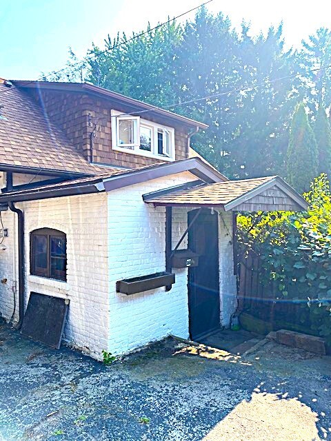 Photo - 2423 Birchwood Ln