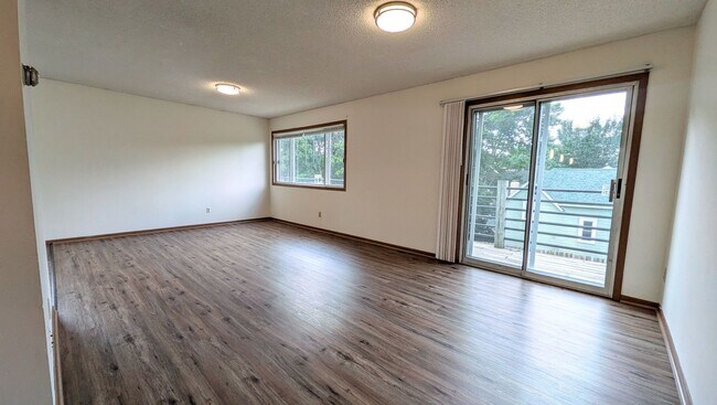 Photo - 700 SE 8th St Unidad 3