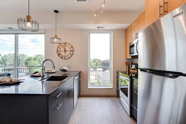 gal-2 (1) - Overland Apartments