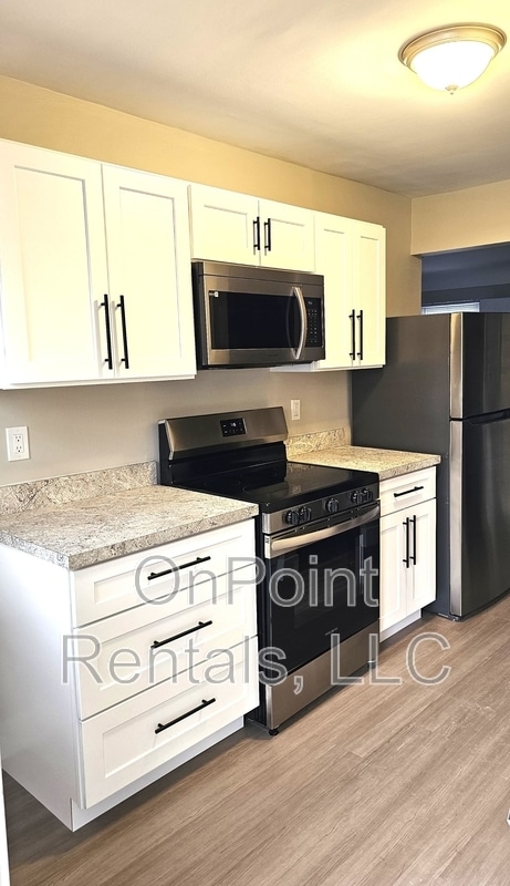 Photo - 5921 N Wayne Rd