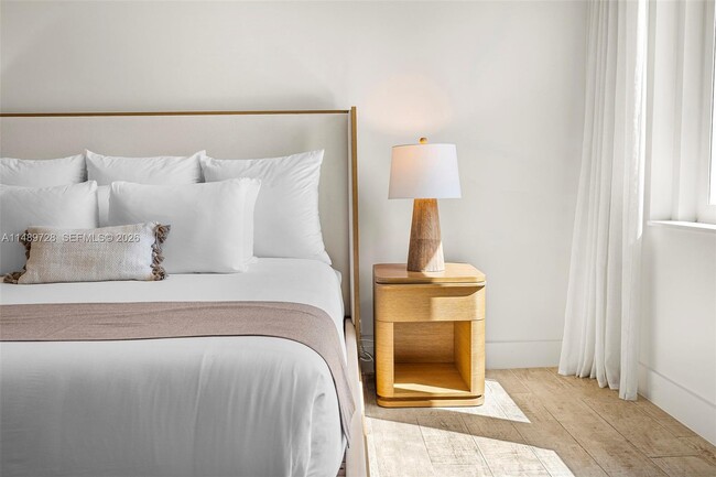 Photo - 102 24th St Unidad 1412