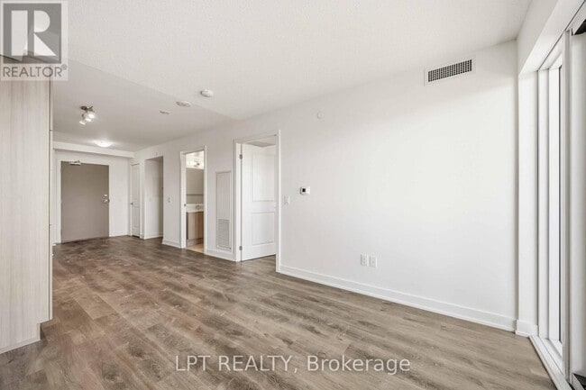 Photo - 1010 Sandy Beach Rd Unité 304