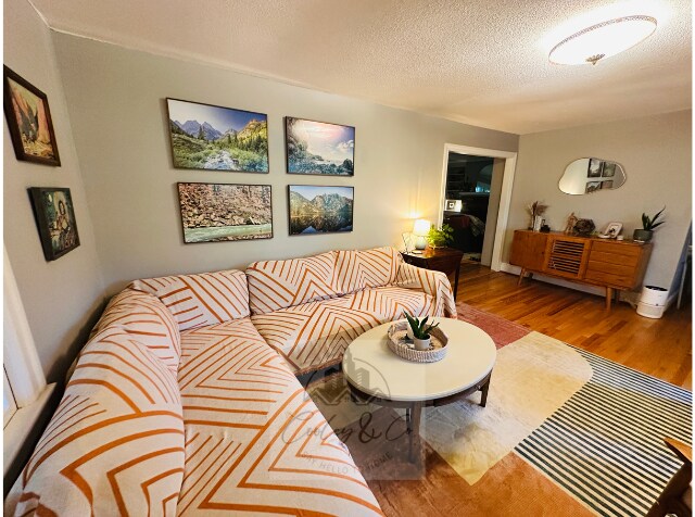 Photo - 605 E Harnett St