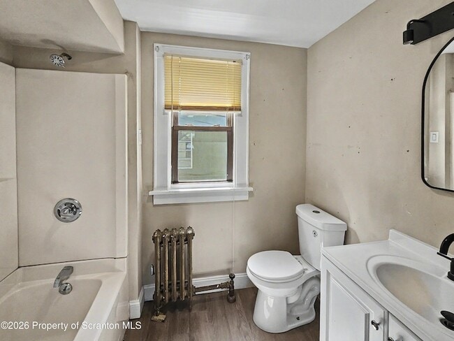 Photo - 405 Fig St