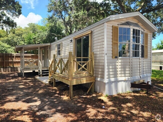 Building Photo - 117 Beach Dr Rental