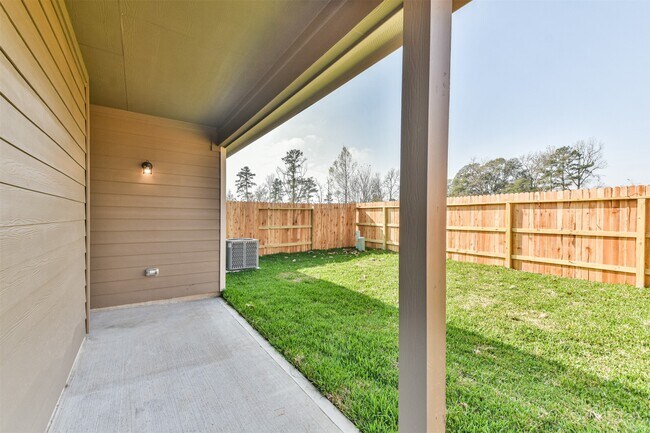 Photo - 9800 Grosbeak Ln