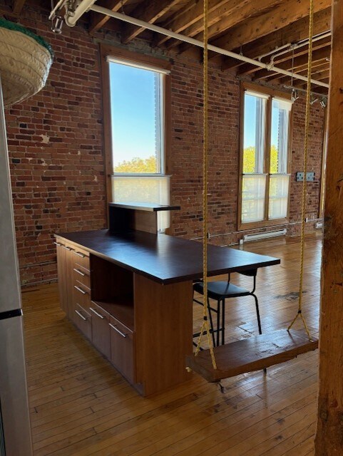 Photo - 1896 Av D'orléans