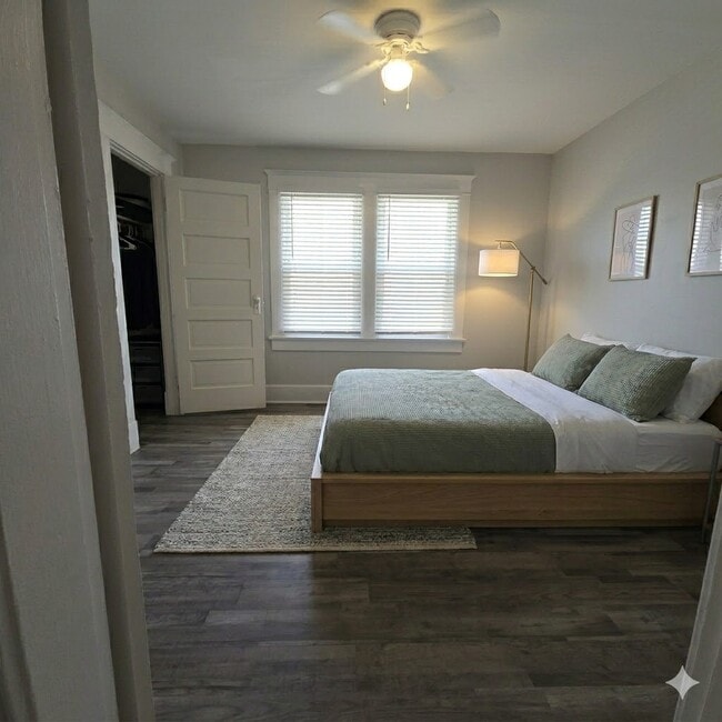 Photo - 3031 Boulevard Pl