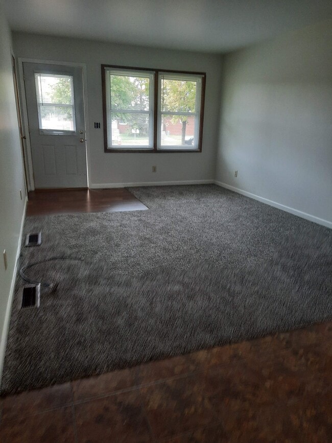 Photo - 3039 Runway Ave