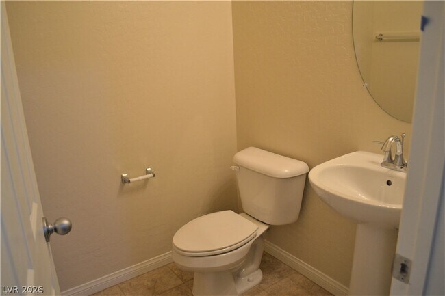 Photo - 254 Botanic Gardens Dr