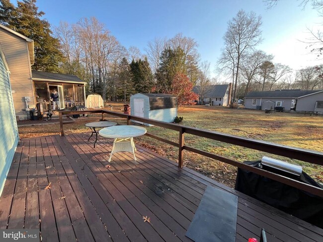 Photo - 22740 Holly Way W