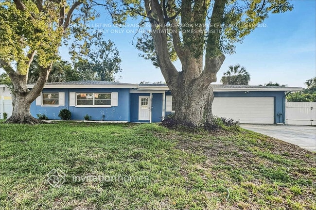 Building Photo - 12160 Croft Dr N