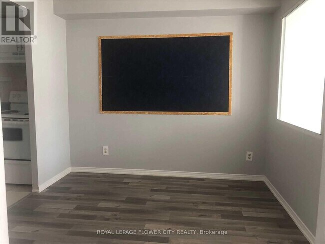 Photo - 115 Hillcrest Ave Unit 1709