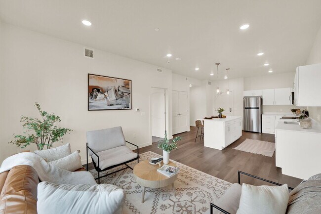 Photo - First  Month Rent FREE Unit 112