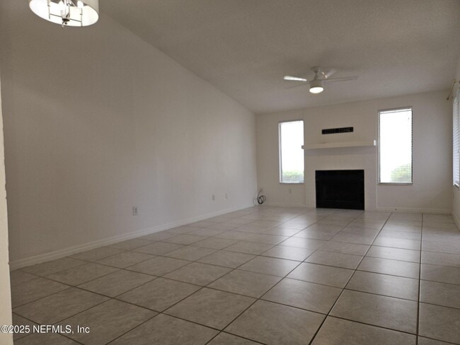 Photo - 1107 Sea Hawk Dr