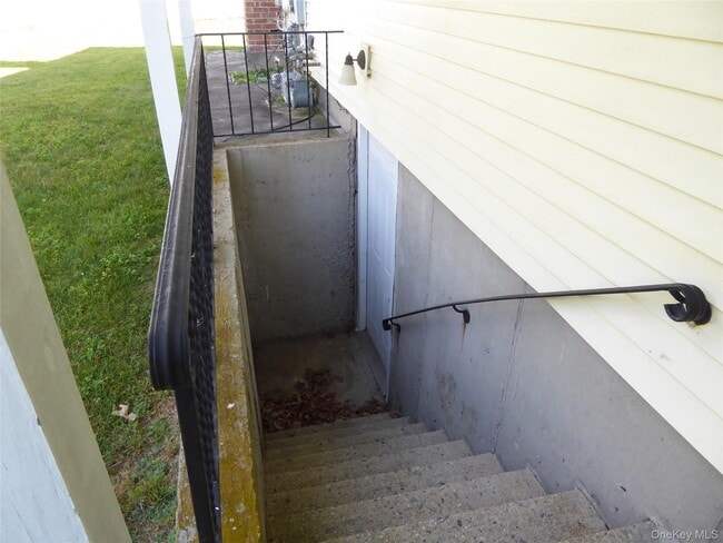Photo - 95 Valentine Ave Unit 2nd Fl