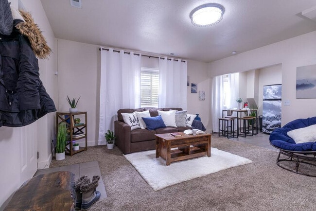 Photo - 676 Markea Ave Unit SI ID1071593P
