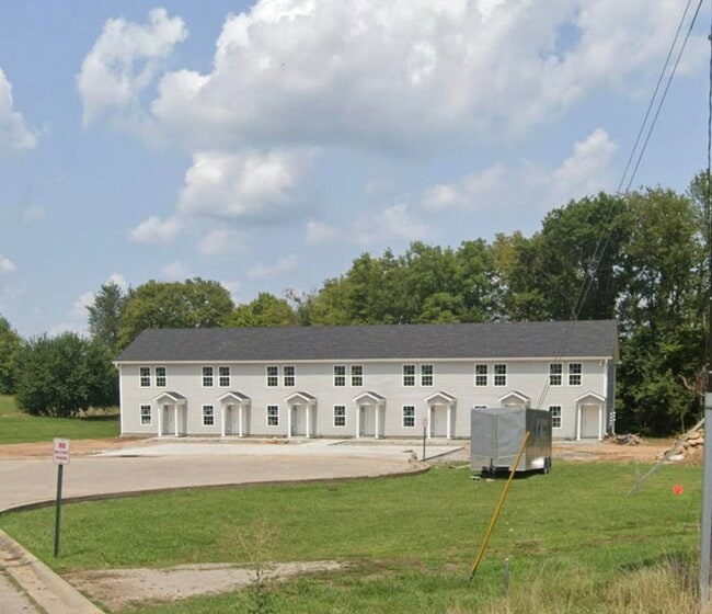 Building Photo - 250-264-264 Hycliff St