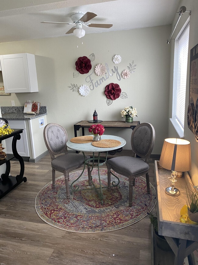 Photo - 116 Tyler Ave Unidad 1A