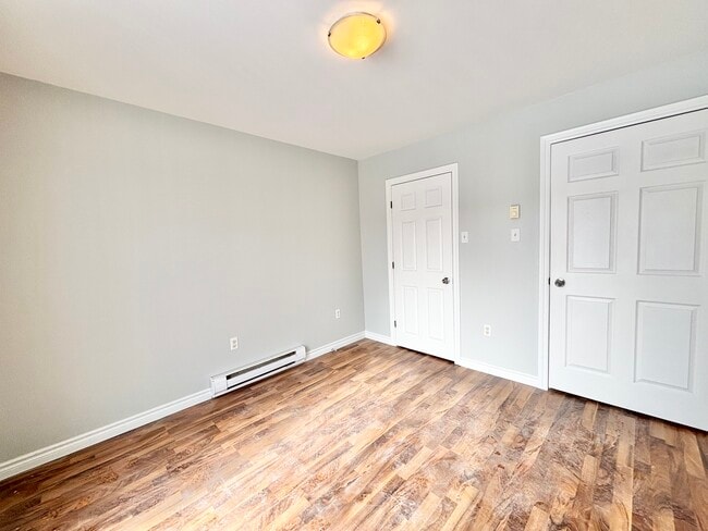 Photo - Spacious 2-bedroom, 1-bathroom Apartment available immediately Unité C