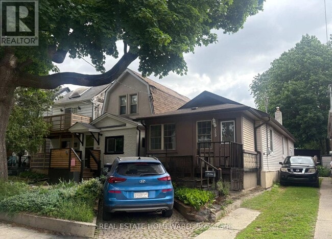 Photo - 359 Cedarvale Ave