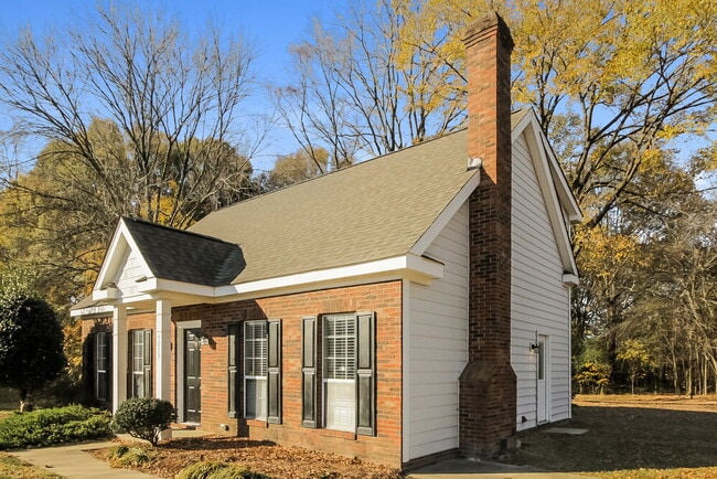 Photo - 5013 Farmview Dr