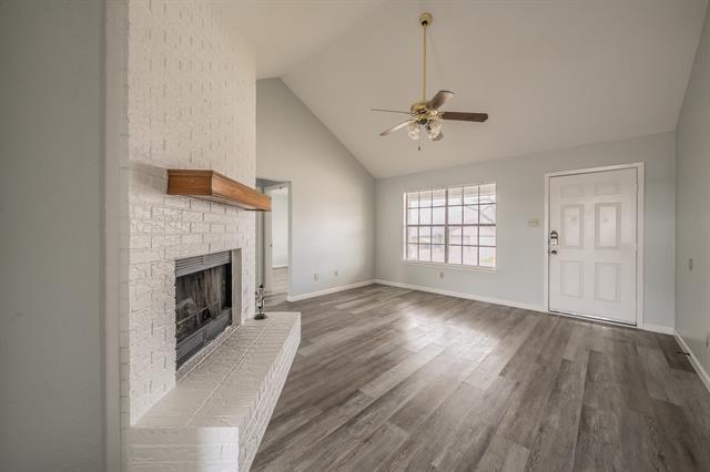 Photo - 420 Signal Hill Ct N